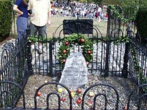 John Chapman’s memorial gravesite in Johnny Appleseed Park.