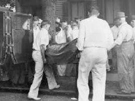 Public display of Dillinger’s body in Chicago.