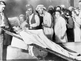 Public display of Dillinger’s body in Chicago.