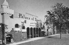 palace24large The freshly-constructed International Palace of Sports.