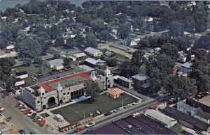 Camelot Square and the International Palace of Sports in the early 1970s. [Click for a larger picture]