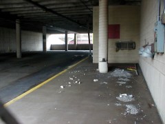 sheraton5large The entrance ramp to the closed garage.